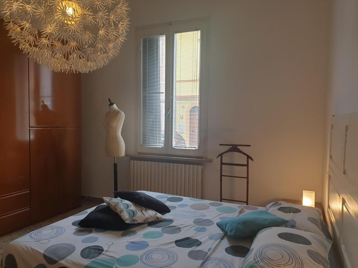 Ferienwohnung Cleo Tulipano Falconara Marittima Exterior foto